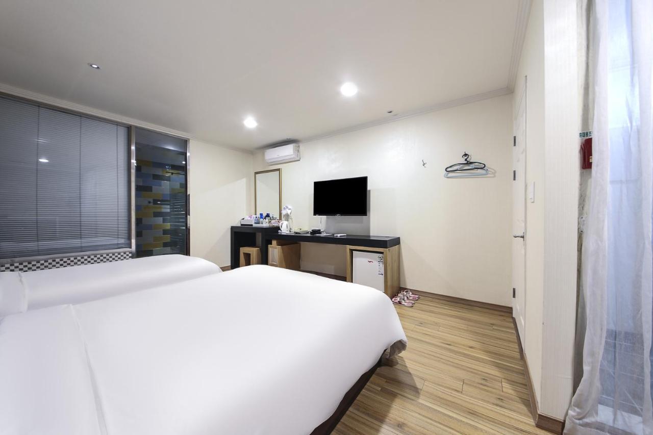 Central Hotel Changwon Eksteriør billede